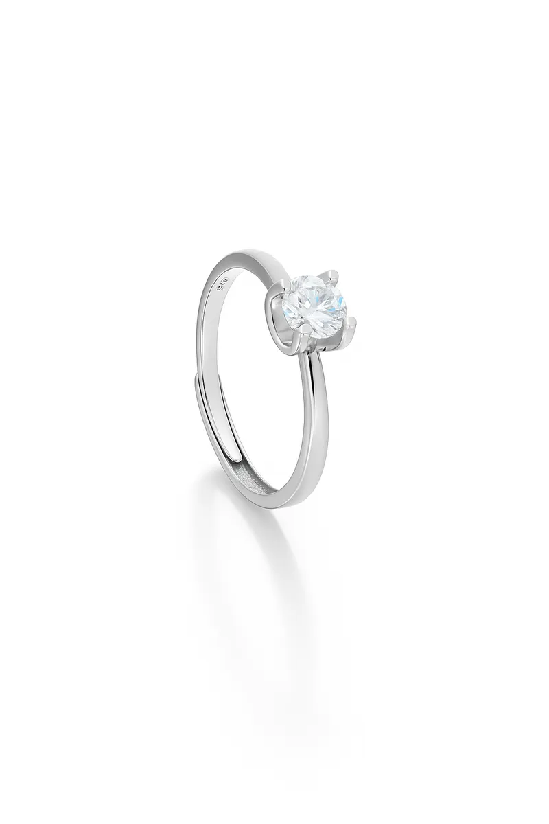 The Classic Solitaire Ring
